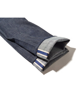 FUTURE JEANS